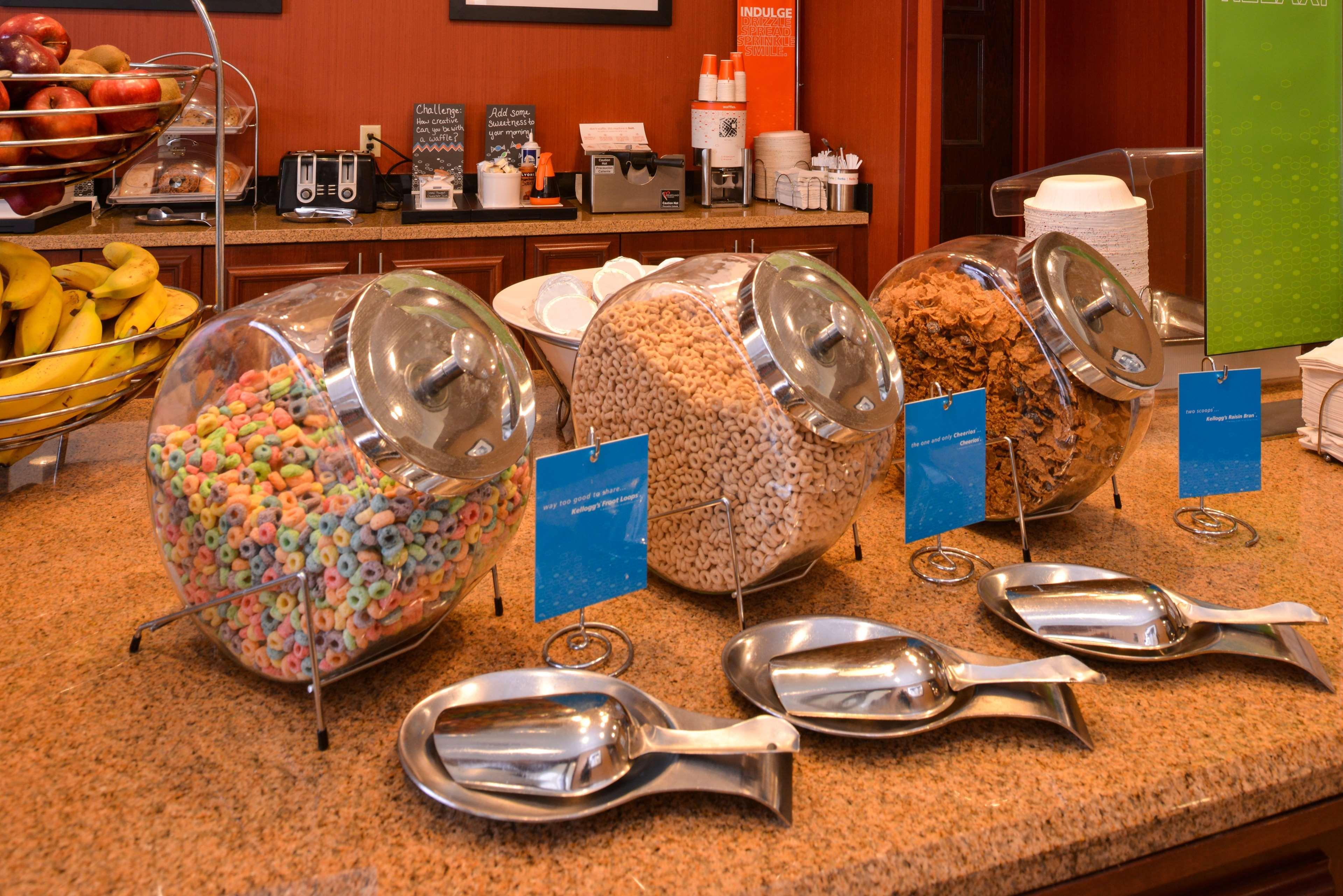 Hampton Inn By Hilton Litchfield Εξωτερικό φωτογραφία