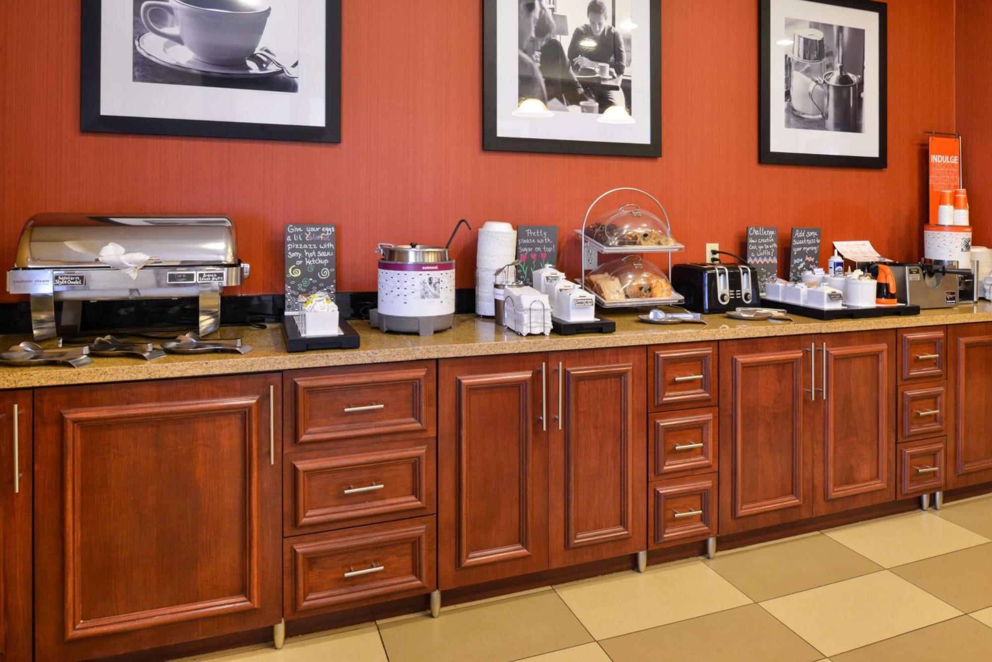 Hampton Inn By Hilton Litchfield Εξωτερικό φωτογραφία
