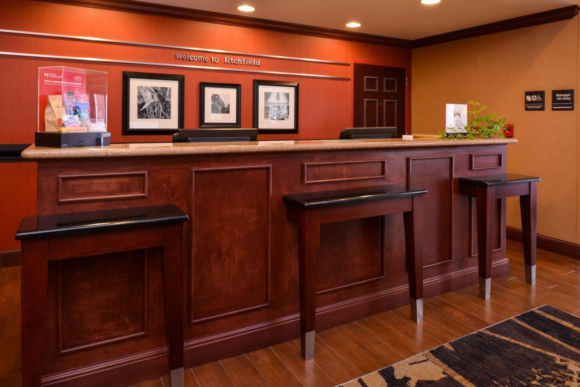 Hampton Inn By Hilton Litchfield Εξωτερικό φωτογραφία