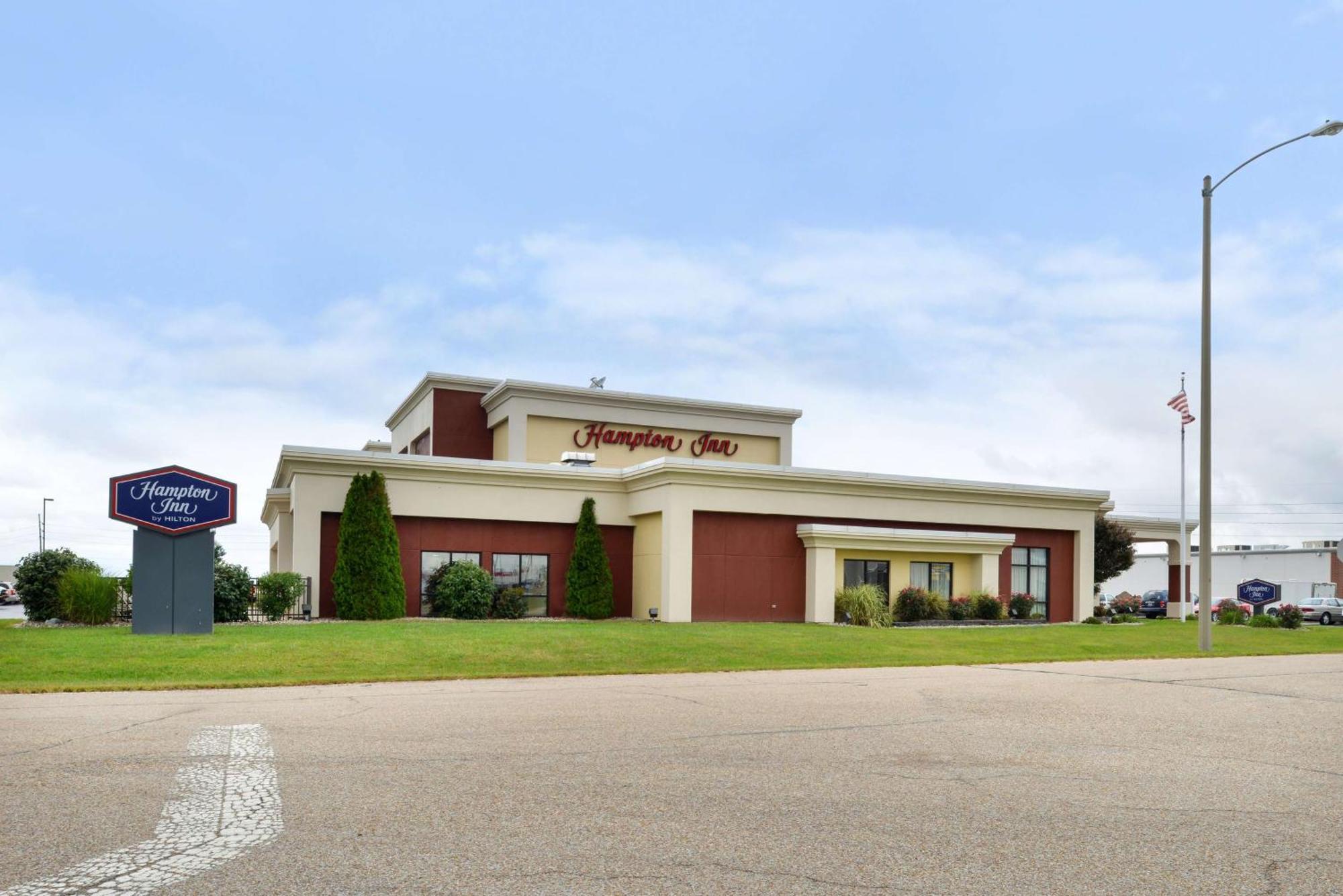 Hampton Inn By Hilton Litchfield Εξωτερικό φωτογραφία